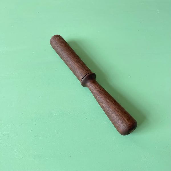 Røget egetræs vindepind