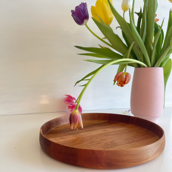 detaljebillede fad i kirsebærtræ