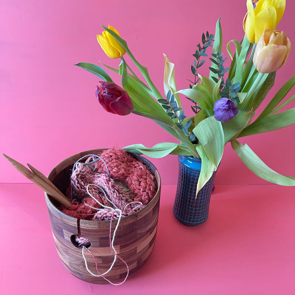 garnskål i valnøddetræ