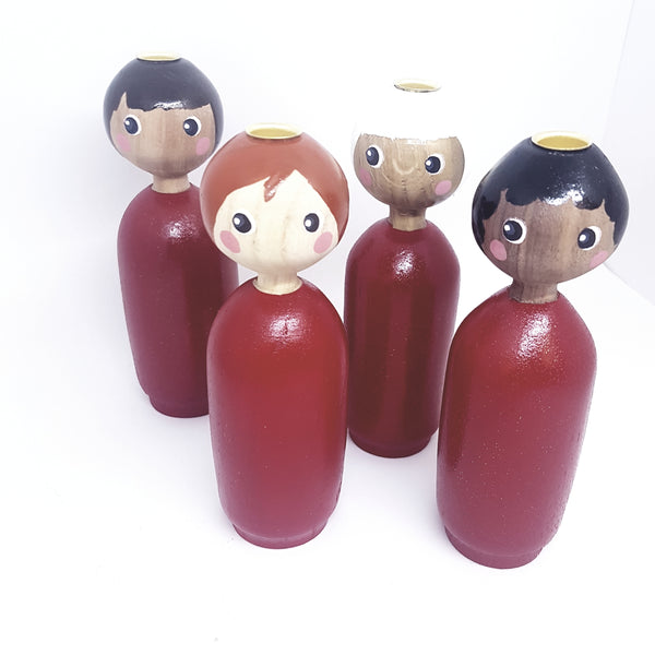 Miss Mary adventstager i rød