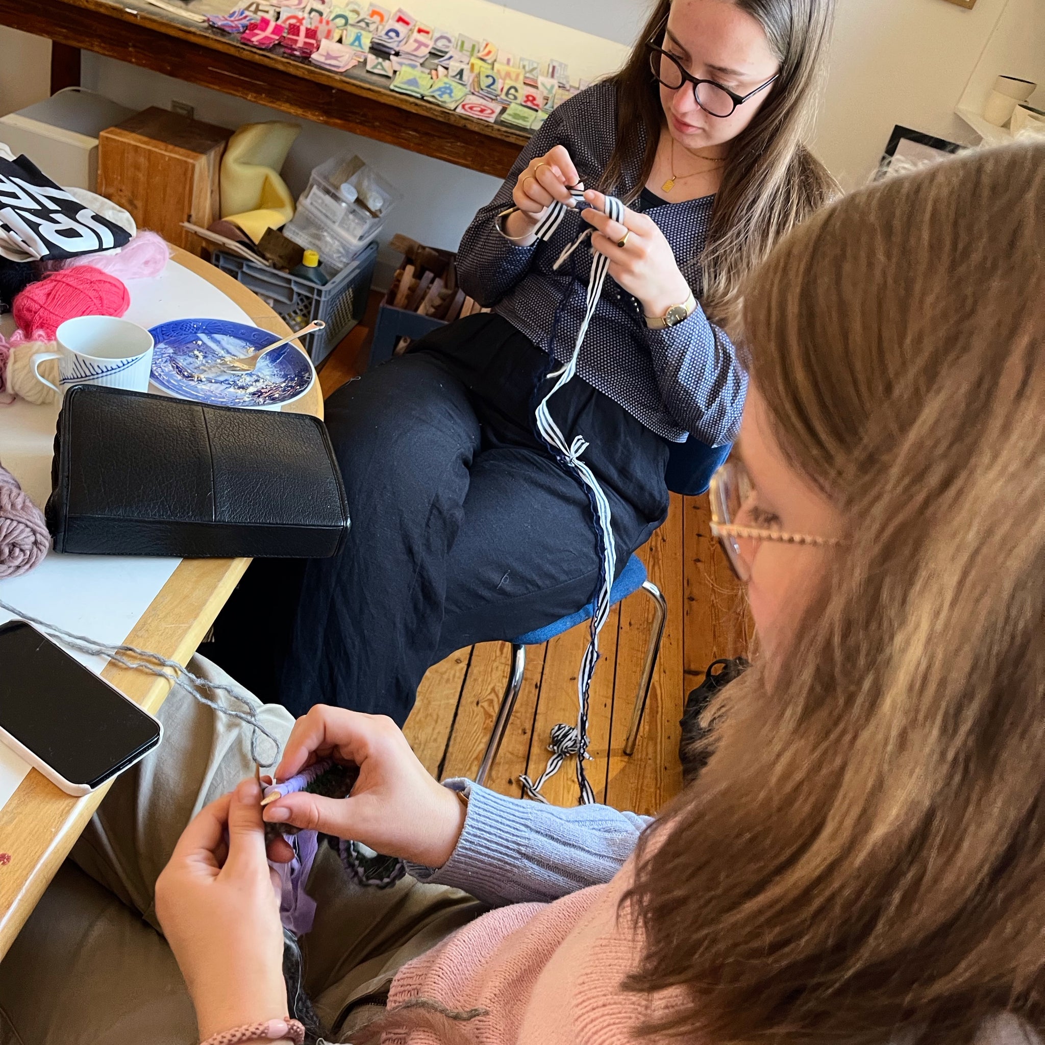 KNIT TOGETHER AFTEN hos Drejerinden - vælg en dato